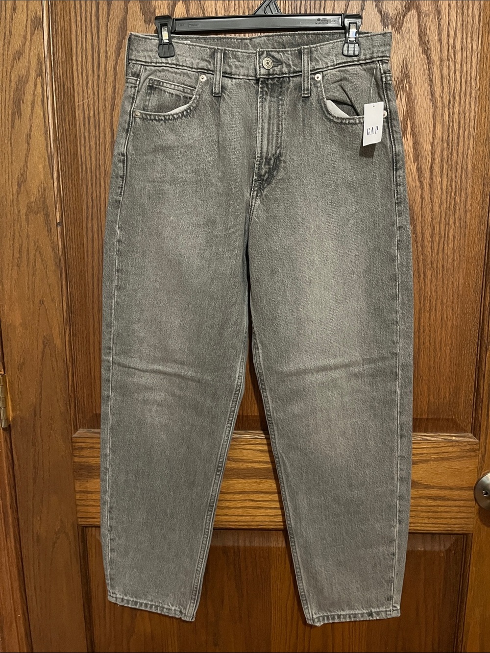 GAP Women's Gray Relaxed Straight Jeans